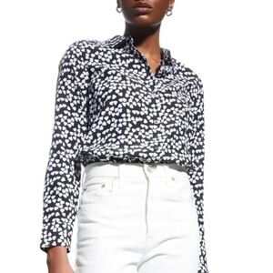 Equipment 100% Silk Black and White Heart Women's Shirt